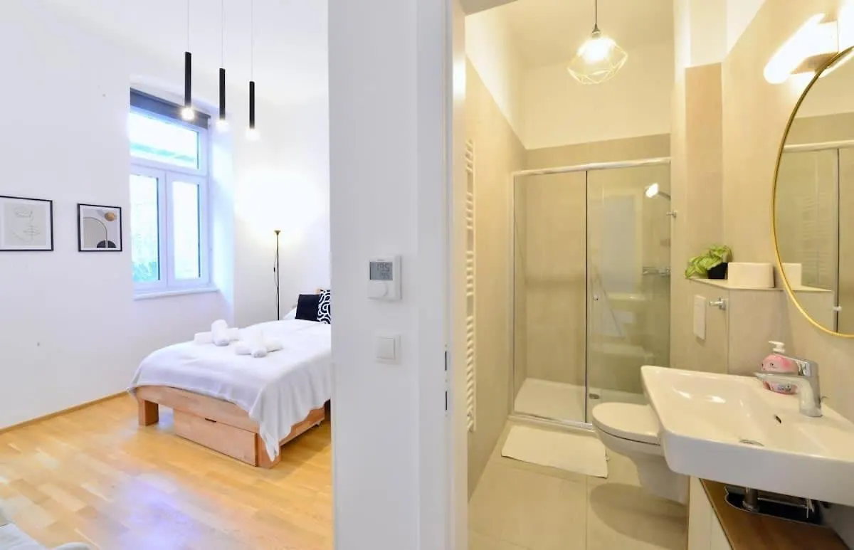 Studio Close To Centre And Akh Wien Österrike