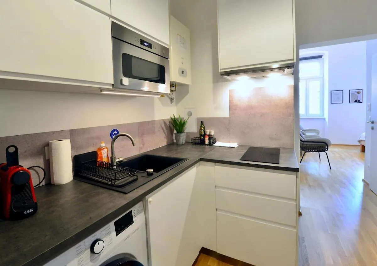Studio Close To Centre And Akh Wien Lägenhet
