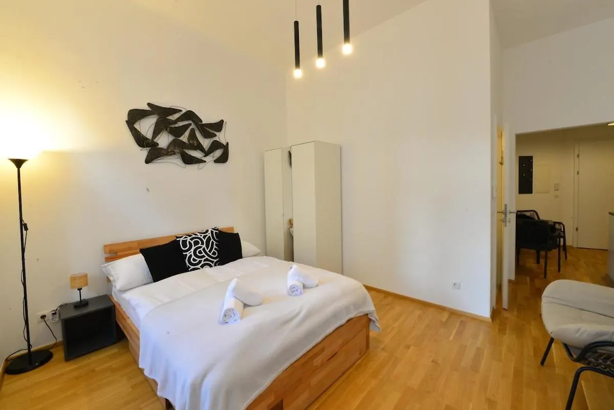 Studio Close To Centre And Akh Wien