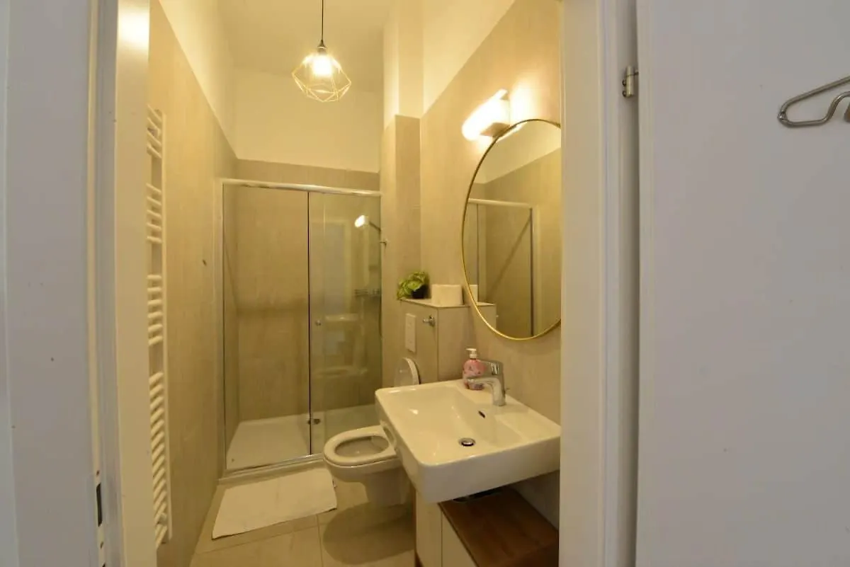 Apartment Studio Close To Centre And Akh Vienna