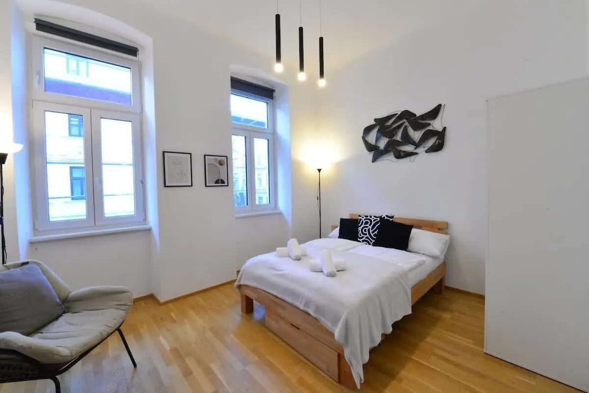 Studio Close To Centre And Akh 비엔나