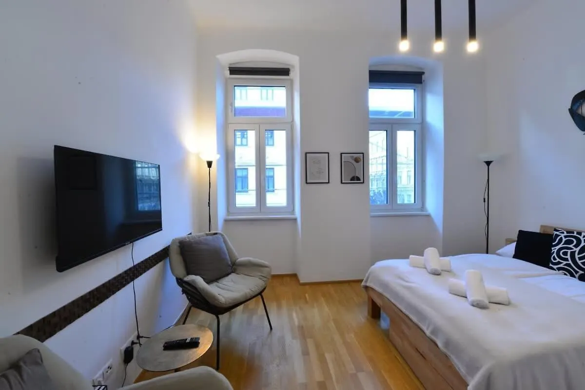 Studio Close To Centre And Akh 비엔나